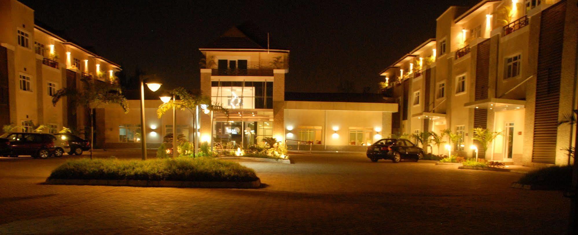 Amber Residence 拉各斯 外观 照片